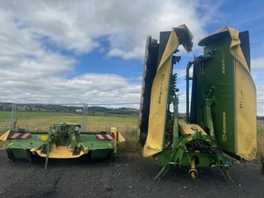 Faucheuse conditionneuse KRONE F360CV + B880CV COLLECT - photo 2