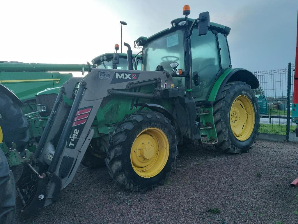 Tracteur JOHN DEERE 6110R - photo principale