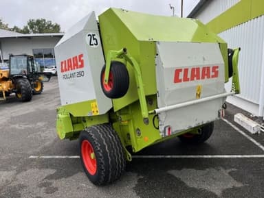 Presse balles rondes CLAAS ROLLANT 250 - photo 2