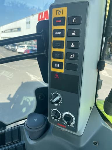 Tracteur CLAAS Axion 800 Cmatic cis + - photo 5