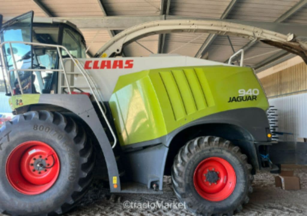 Ensileuse CLAAS JAGUAR 940 - photo principale