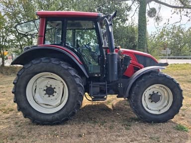 Tracteur chargeur VALTRA N113H3 - photo 4