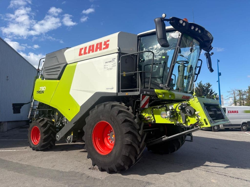 Moissonneuse CLAAS TRION 730 - photo principale