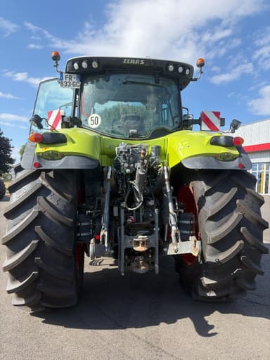 Tracteur CLAAS Axion 850 - photo 5