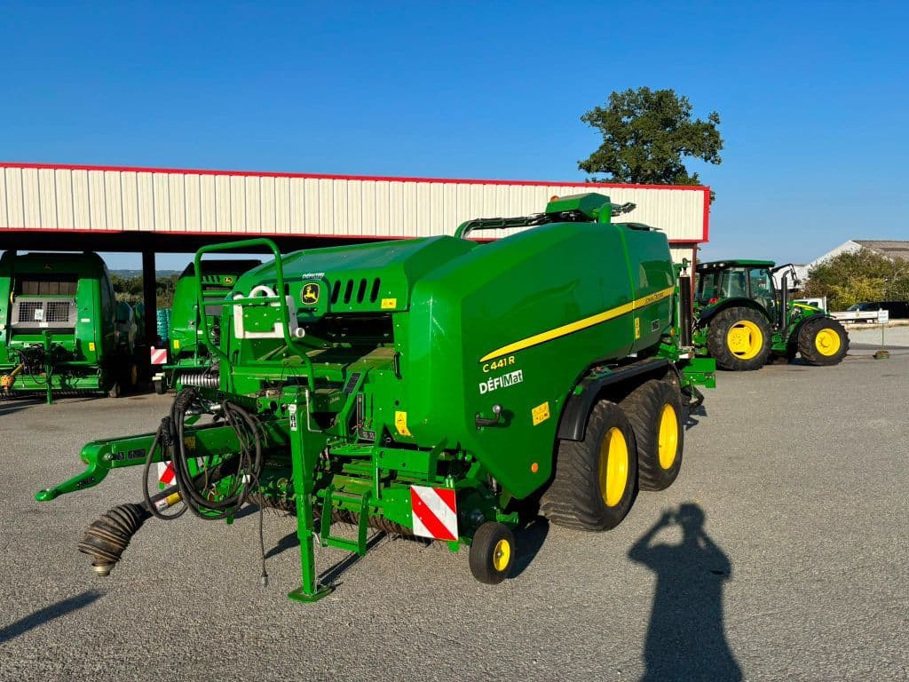 Presse enrubanneuse JOHN DEERE C441R - 25 COUTEAUX - photo principale