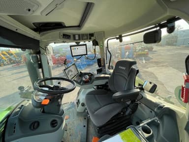 Tracteur CLAAS AXION 830 CMATIC LS 30+ - photo 5