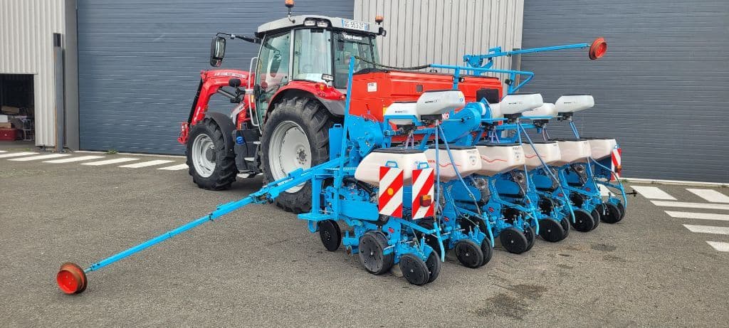 693363b3eec677fb47a940e7