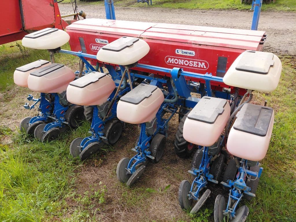 6945657f88d87befb41282fb