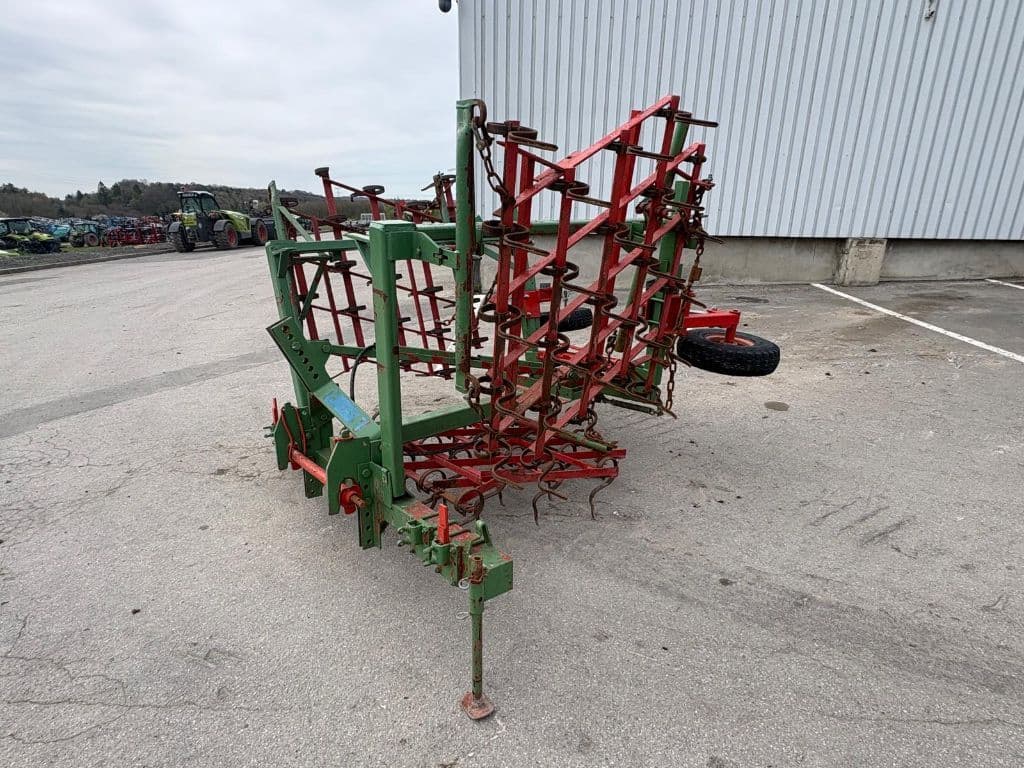 69e32bf18aed82abb3cd3b55