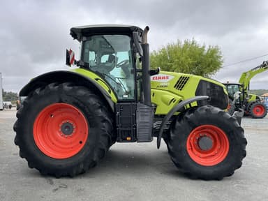 Tracteur CLAAS AXION 850 CEBIS  - photo 5
