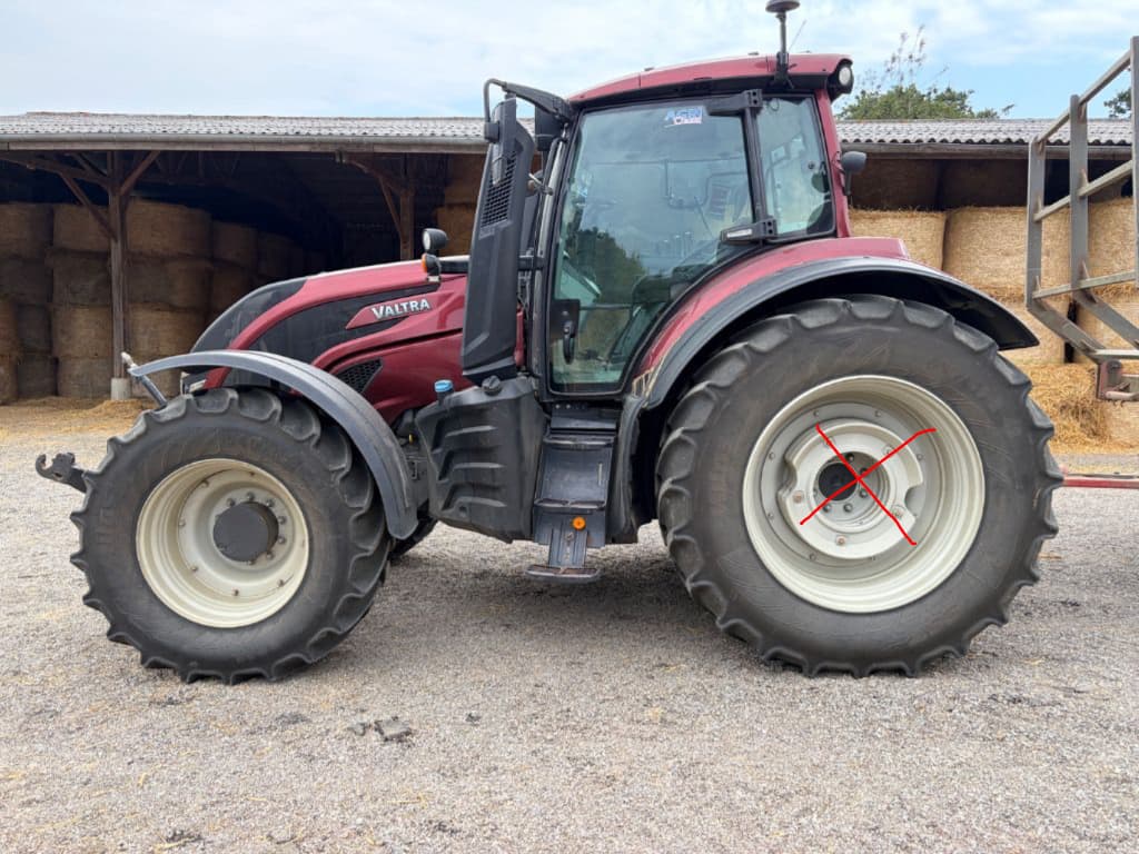 Tracteur VALTRA T175eA - photo principale