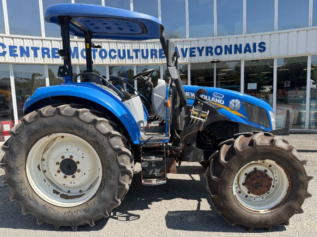 Tracteur chargeur NEW HOLLAND T5.95 DC - photo principale