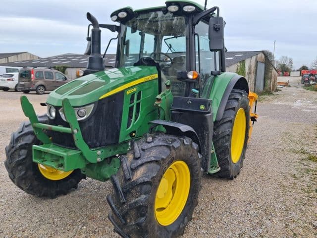 Tracteur JOHN DEERE 6100M - photo principale