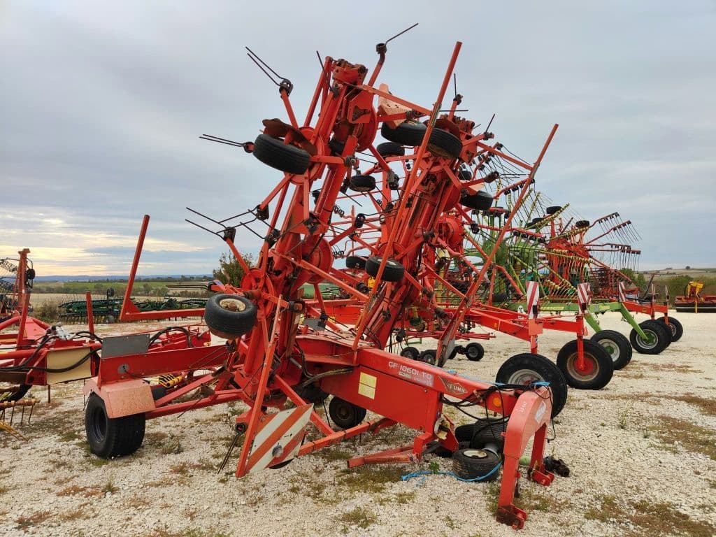 Faneuse KUHN Gf 10601 to - photo principale
