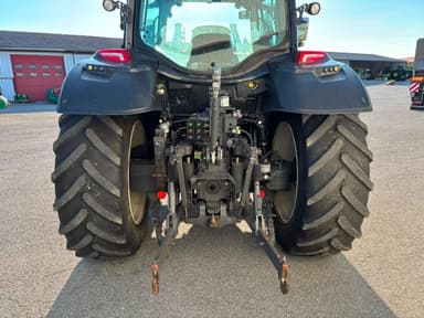 Tracteur chargeur VALTRA N 134  HITECH 5 - photo 5