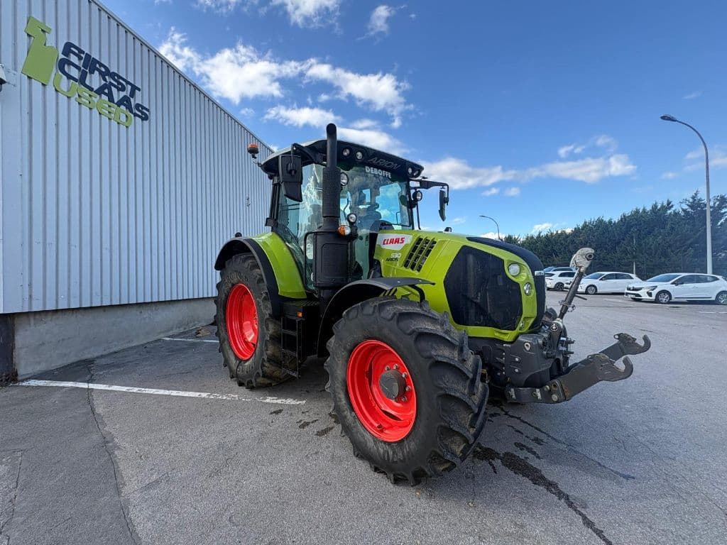 Tracteur CLAAS ARION 530 - photo principale