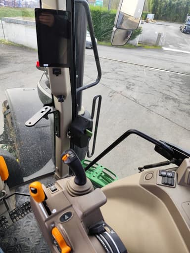 Tracteur JOHN DEERE 6M 200 - photo 5
