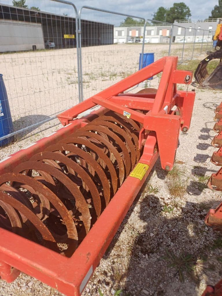 69276834eec677fb47a93f4f