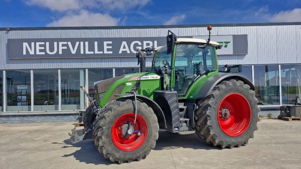 Tracteur FENDT 718 VARIO POWER + - photo principale