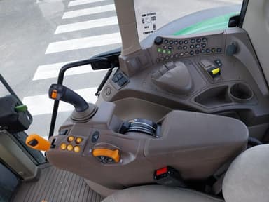 Tracteur JOHN DEERE 6120M - photo 5