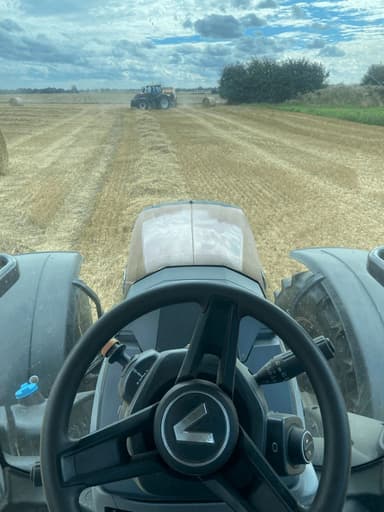 Tracteur VALTRA T255 - photo 5