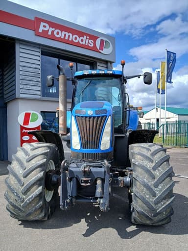 Tracteur NEW HOLLAND T8020 - photo 2
