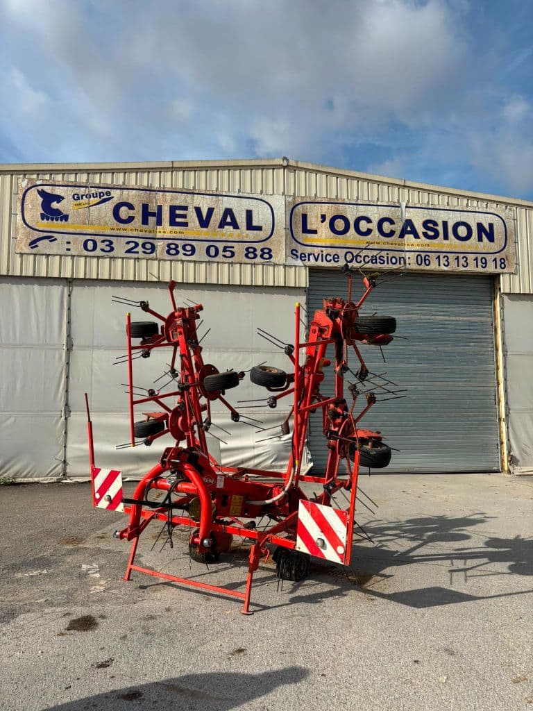 Faneuse KUHN GF 8702 - photo principale