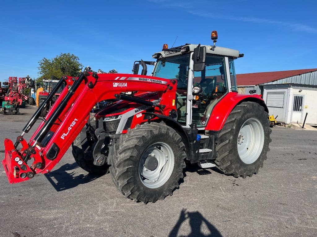 Tracteur MASSEY FERGUSON 5S145 - photo principale