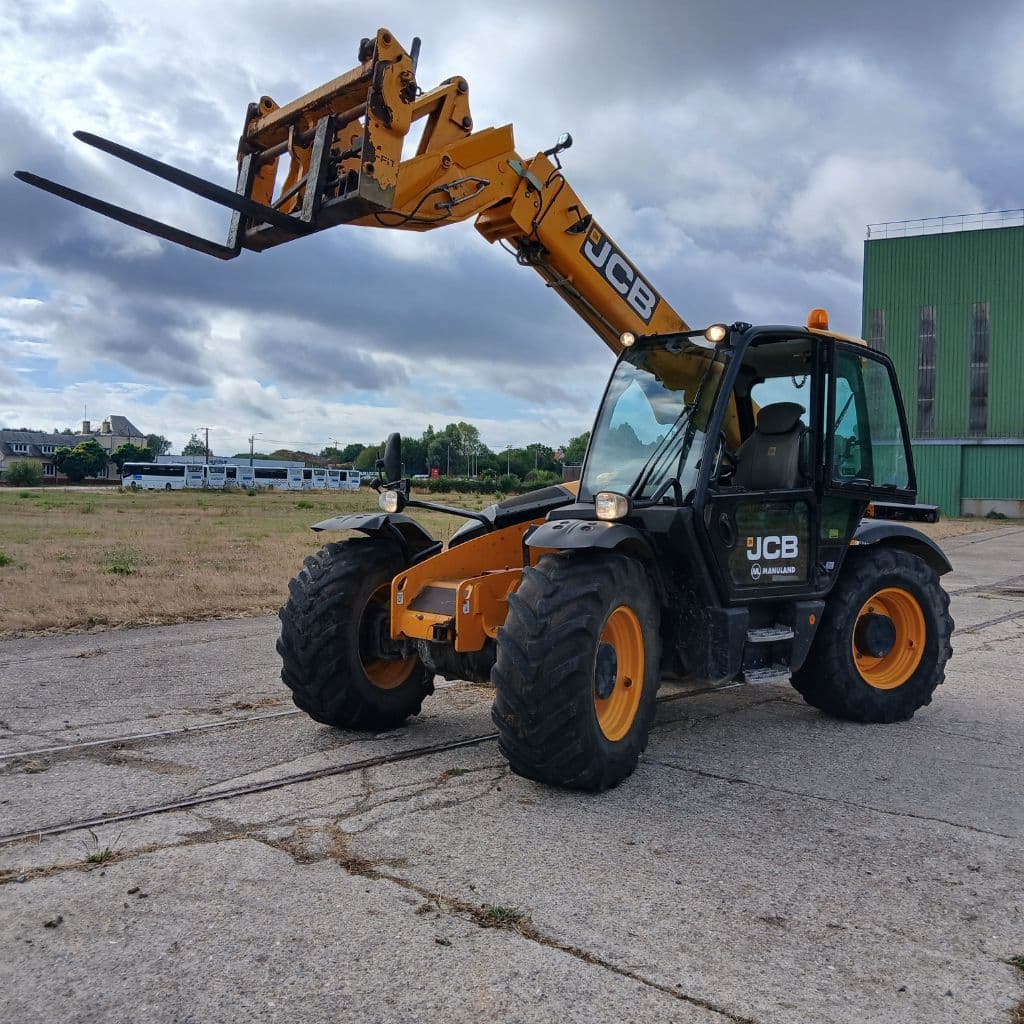 Telescopique JCB TELESCOPIC 531-70 AGRI PLUS - photo principale