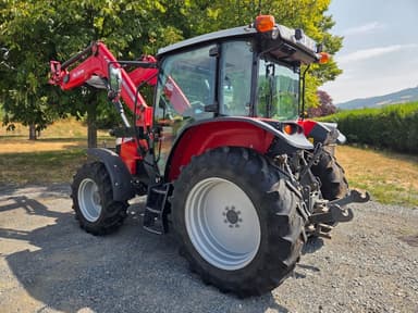 Tracteur chargeur MASSEY FERGUSON 5710 - photo 5