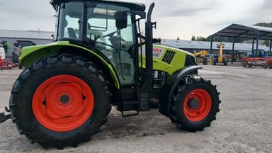 Tracteur CLAAS ARION 420 - photo 3