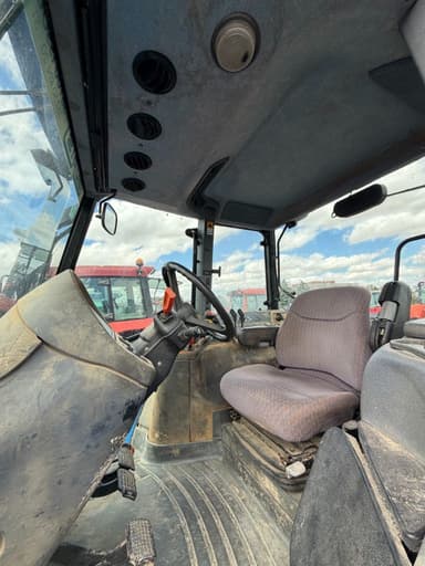 Tracteur NEW HOLLAND TM 125 - photo 3