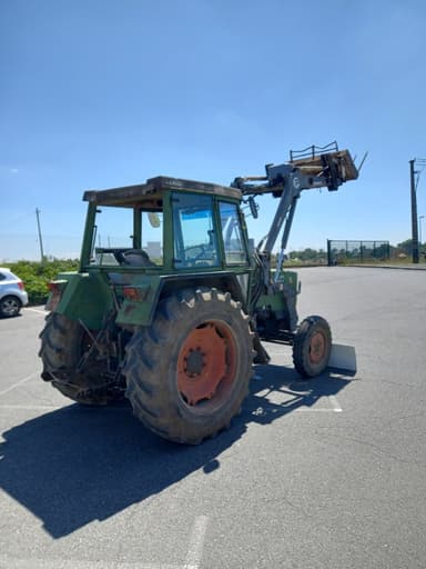 Tracteur chargeur FENDT FARMER 306 LS EHR B - photo 3