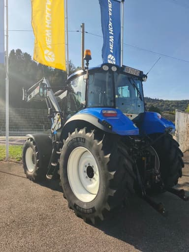 Tracteur chargeur NEW HOLLAND T5.105 EC - photo 4