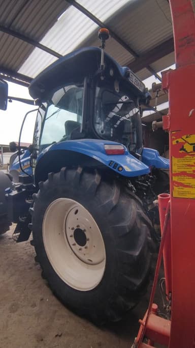 Tracteur NEW HOLLAND T6.145 - photo 4