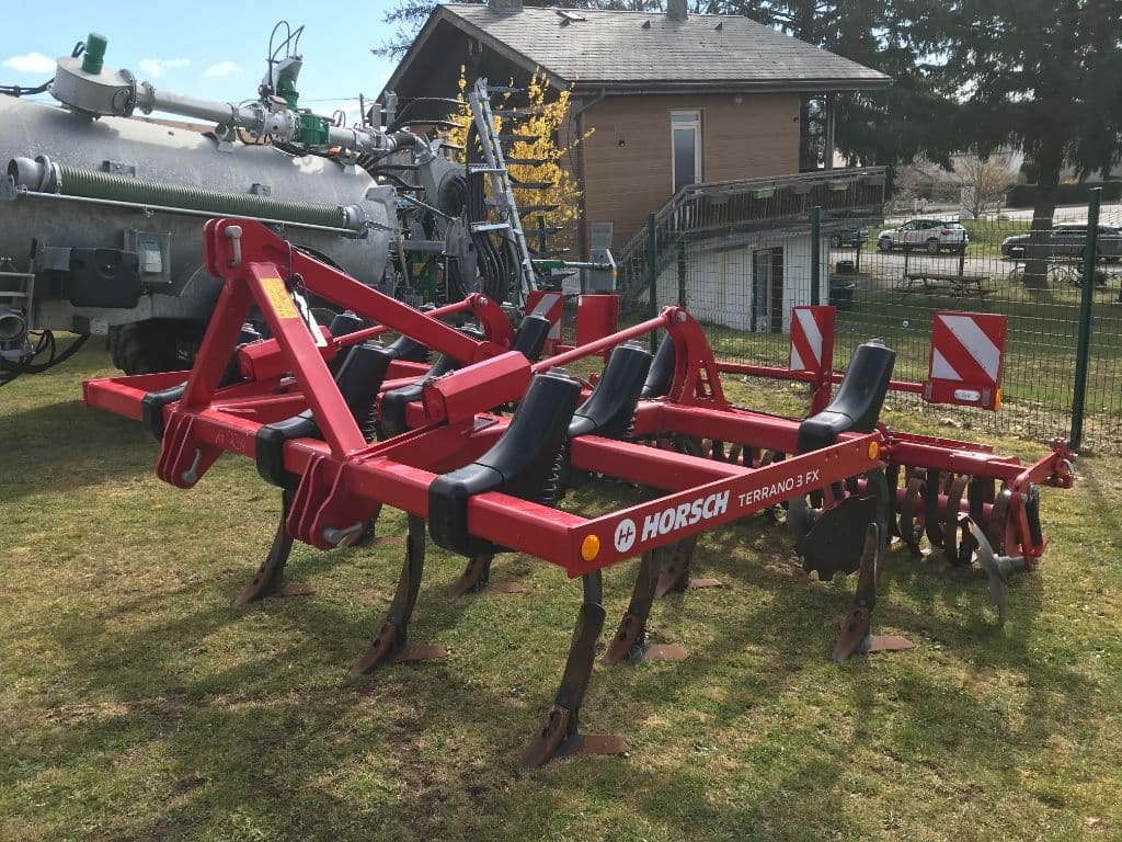 698da18c6ce0a5679e36b3a2