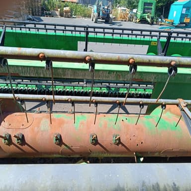Coupe (MB) JOHN DEERE 622R - photo 3