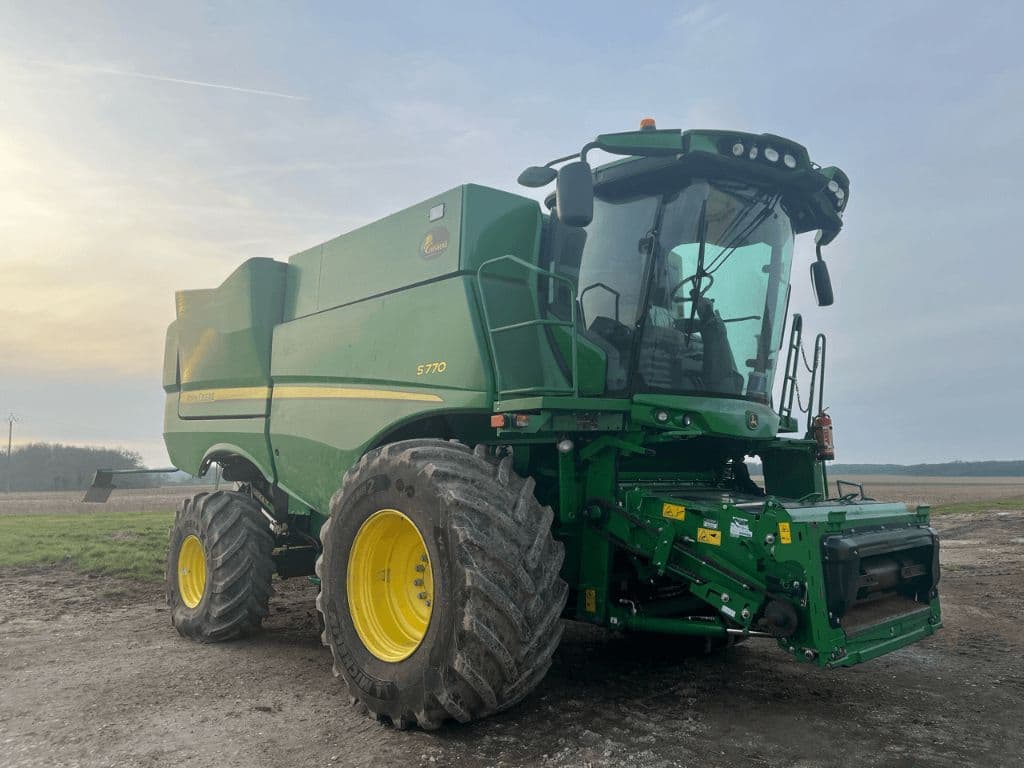 69821202190a4c7dbfda5c36