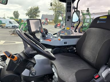 Tracteur chargeur NEW HOLLAND T6.160 - photo 4