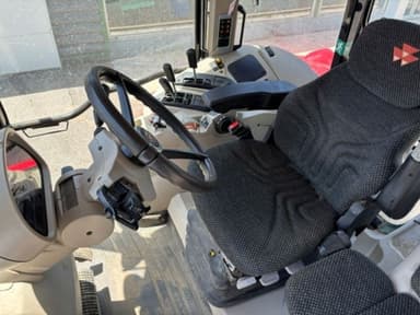 Tracteur MASSEY FERGUSON 5711 S - photo 5