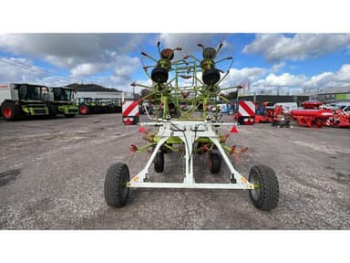 Faneuse CLAAS Volto 1300T - photo 5