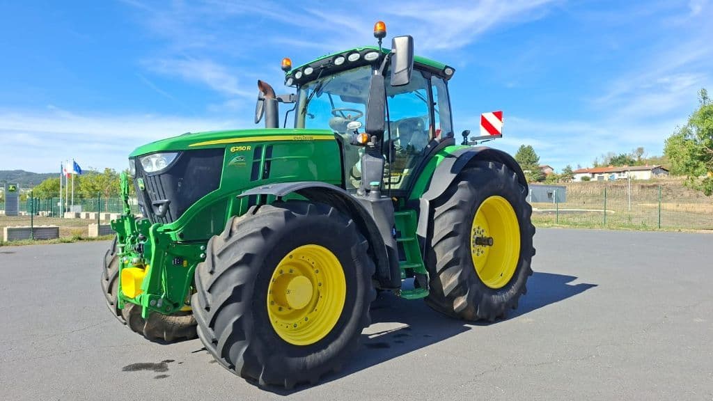 Tracteur JOHN DEERE 6250R - photo principale