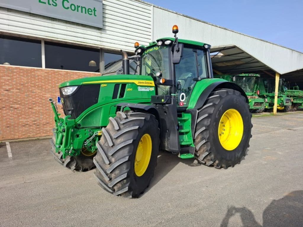 Tracteur JOHN DEERE 6M200 - photo principale