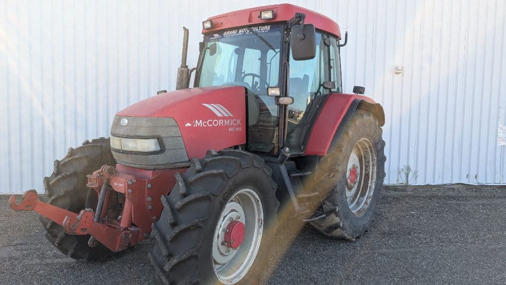 Tracteur MC CORMICK MC100 - photo principale