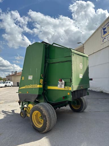 Presse balles rondes JOHN DEERE 592 Hi Flow  - photo 4