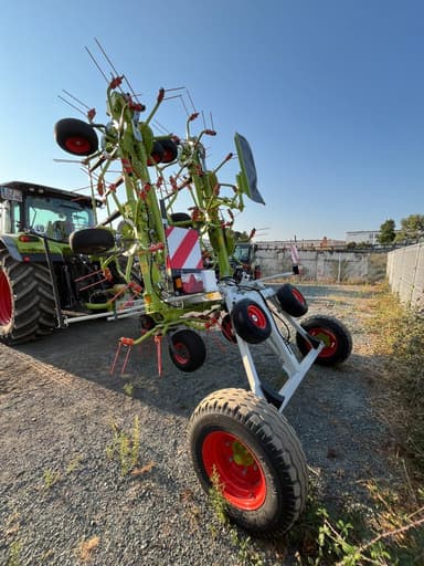 Faneuse CLAAS VOLTO 1100 T - photo 2