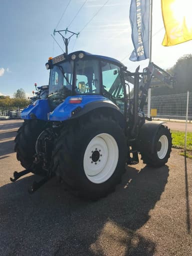Tracteur chargeur NEW HOLLAND T5.105 EC - photo 3