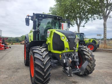 Tracteur CLAAS AXION 800 - photo 4
