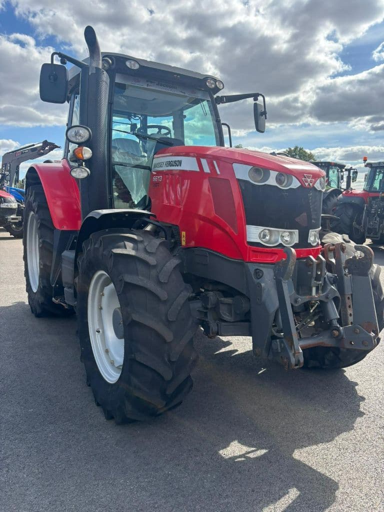 Tracteur MASSEY FERGUSON 6613 DYNA-4 ESSENTIAL - photo principale