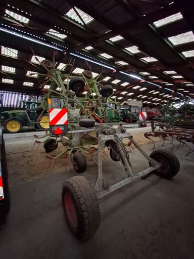 Faneuse CLAAS 1300T - photo 4